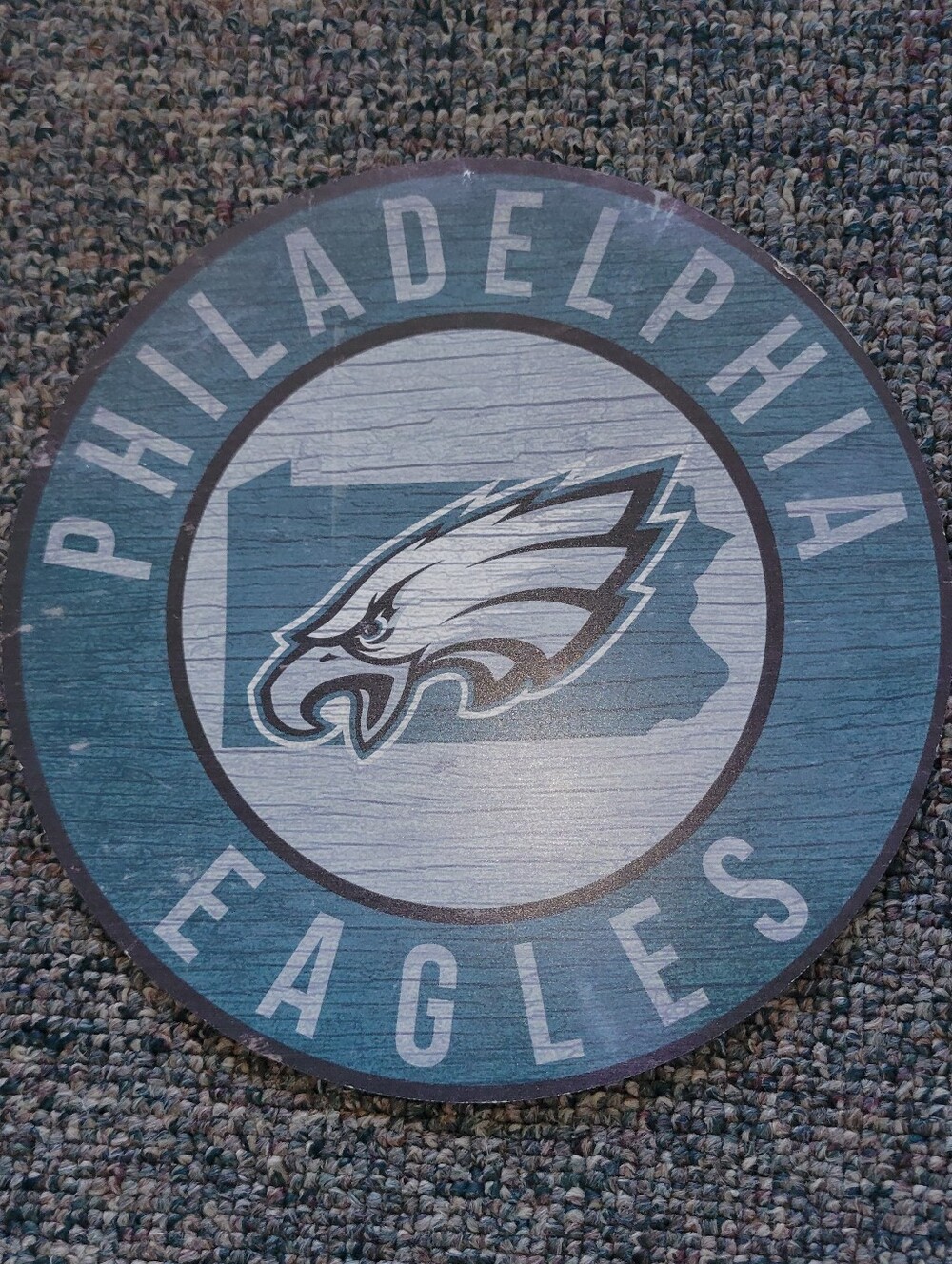 Philadelphia Eagles Round Wall Accent - Teal and White